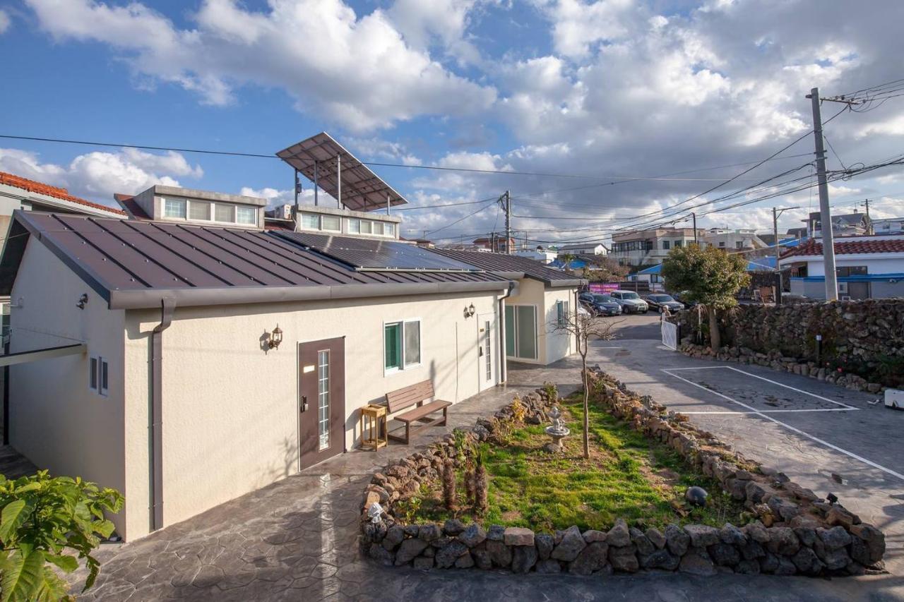 Hanihaus Sinchon-ri Jeju Exterior foto